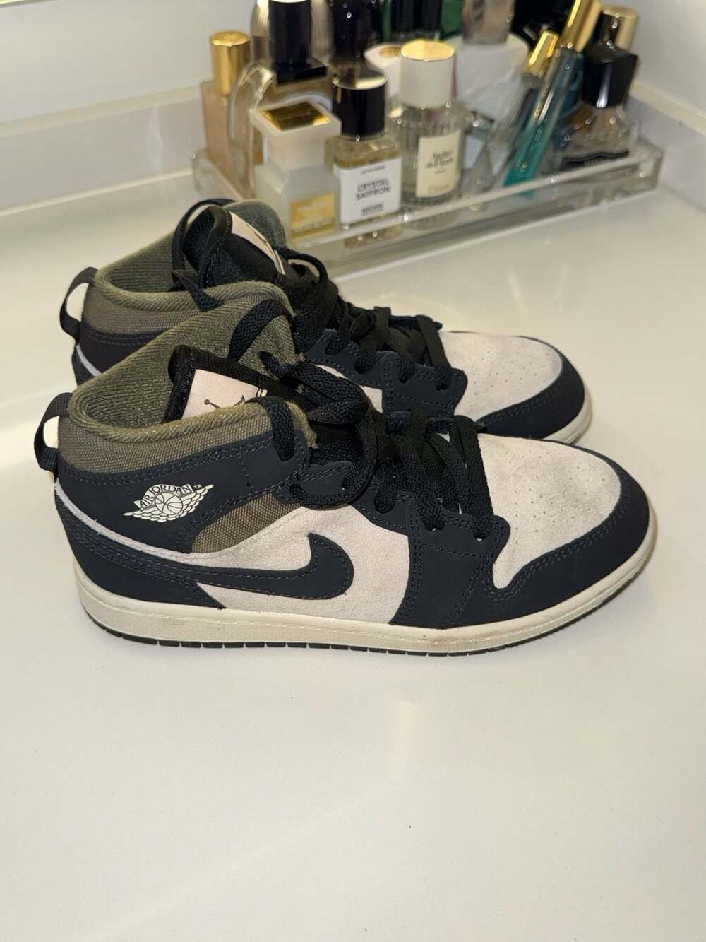 Air Jordan 1 Mid SE Size 3Y Light Orewood Brown